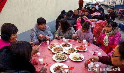 情景演绎亲戚吃瓜视频,吃瓜视频爆笑上演,笑料百出!