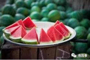 怎么样吃瓜视频,揭秘“吃瓜”视频背后的娱乐真相