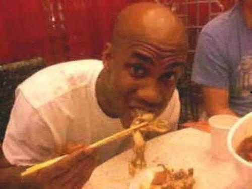 外国人吃金耳瓜视频大全