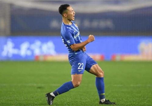 吃瓜球迷吴曦完整视频,揭秘足球圈幕后故事