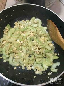 吃瓜炒鸡蛋教程视频,吃瓜炒鸡蛋，美味家常菜轻松上桌