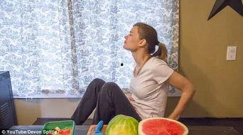 夫妻吃瓜打架视频,一场家庭纷争的视觉记录