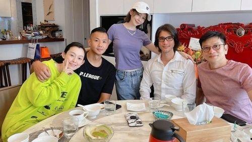 黑人吃瓜家暴视频播放,网络暴力与道德沦丧的警示